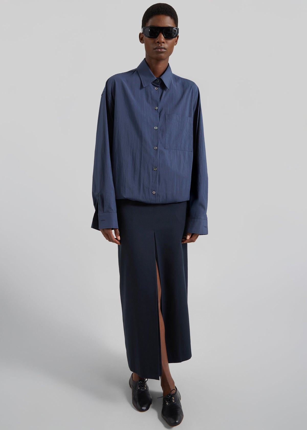 Mery Elastic Hem Shirt - Navy β view 6 of 9