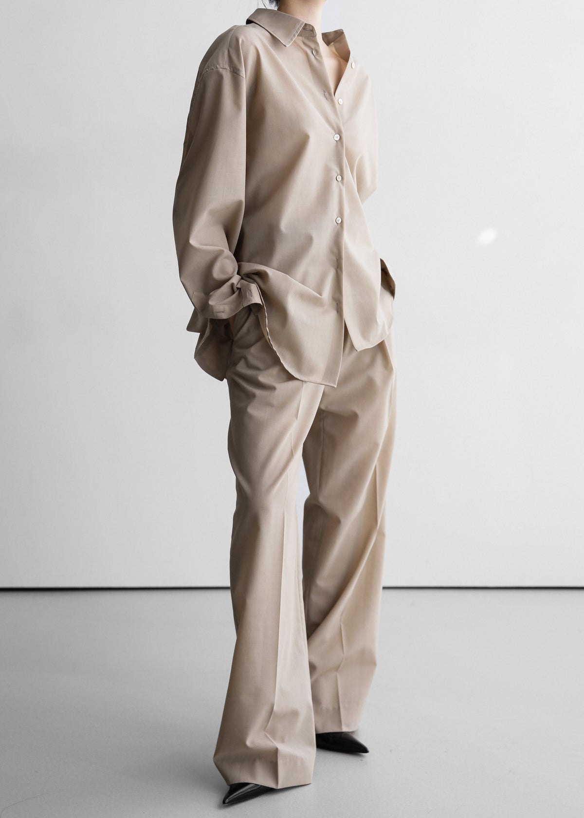 Meslay Sheer Pleated Trousers - Beige β view 8 of 11