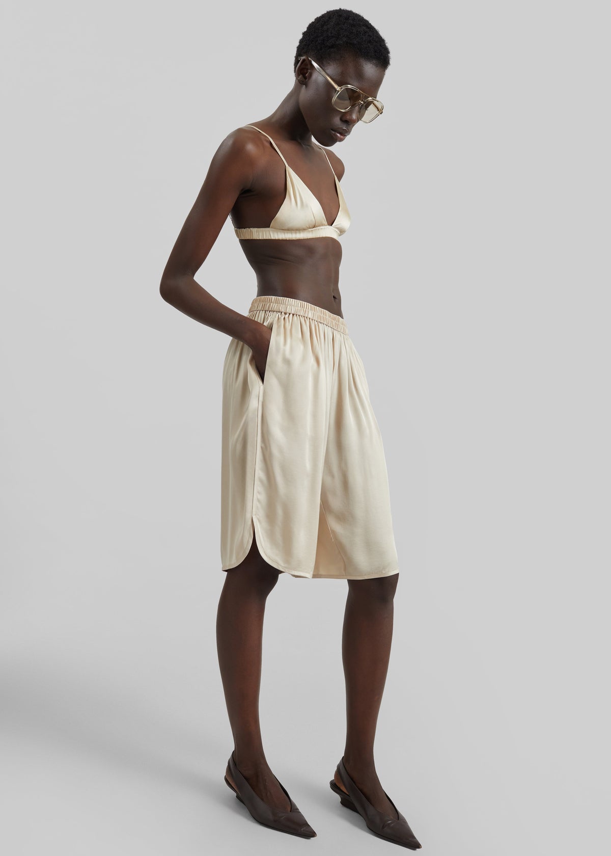 Nelis Silk Bermuda Shorts - Champagne β view 8 of 10