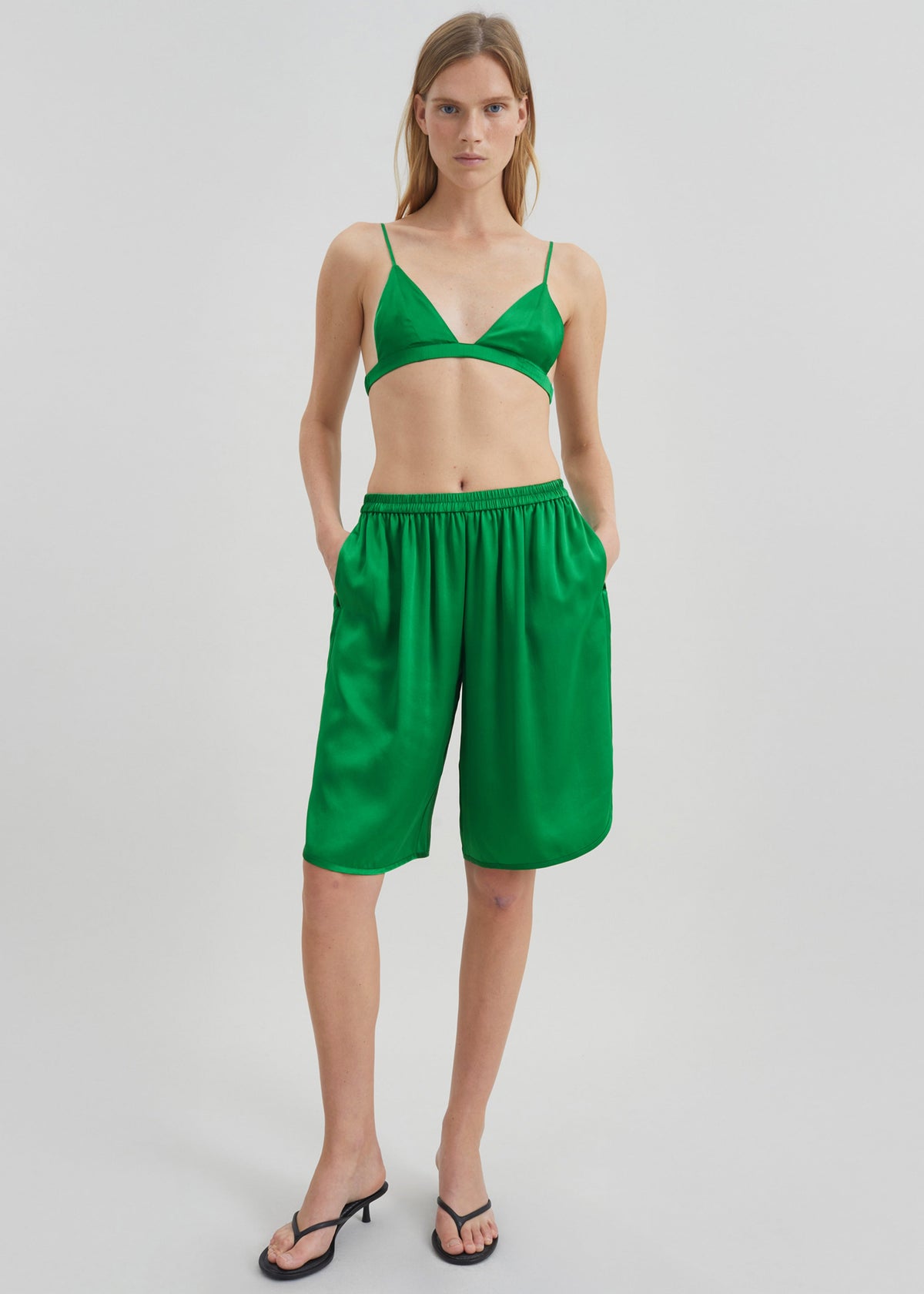 Nelis Silk Bermuda Shorts - Kelly Green β view 7 of 10