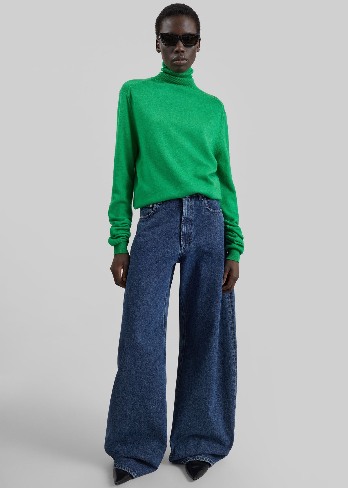 Nick Barrel Leg Jeans - Medium Wash – view 5 of 9