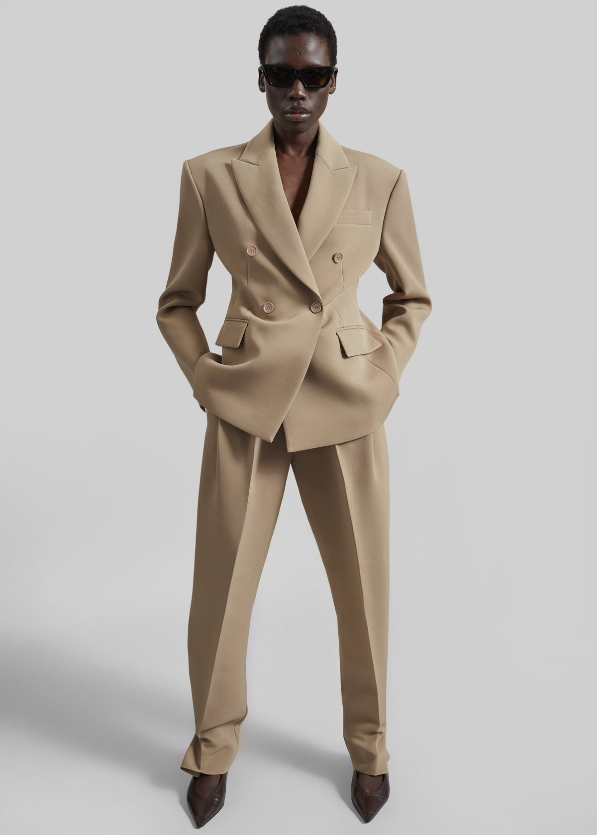 Doyer Cinched Blazer - Beige β view 2 of 10