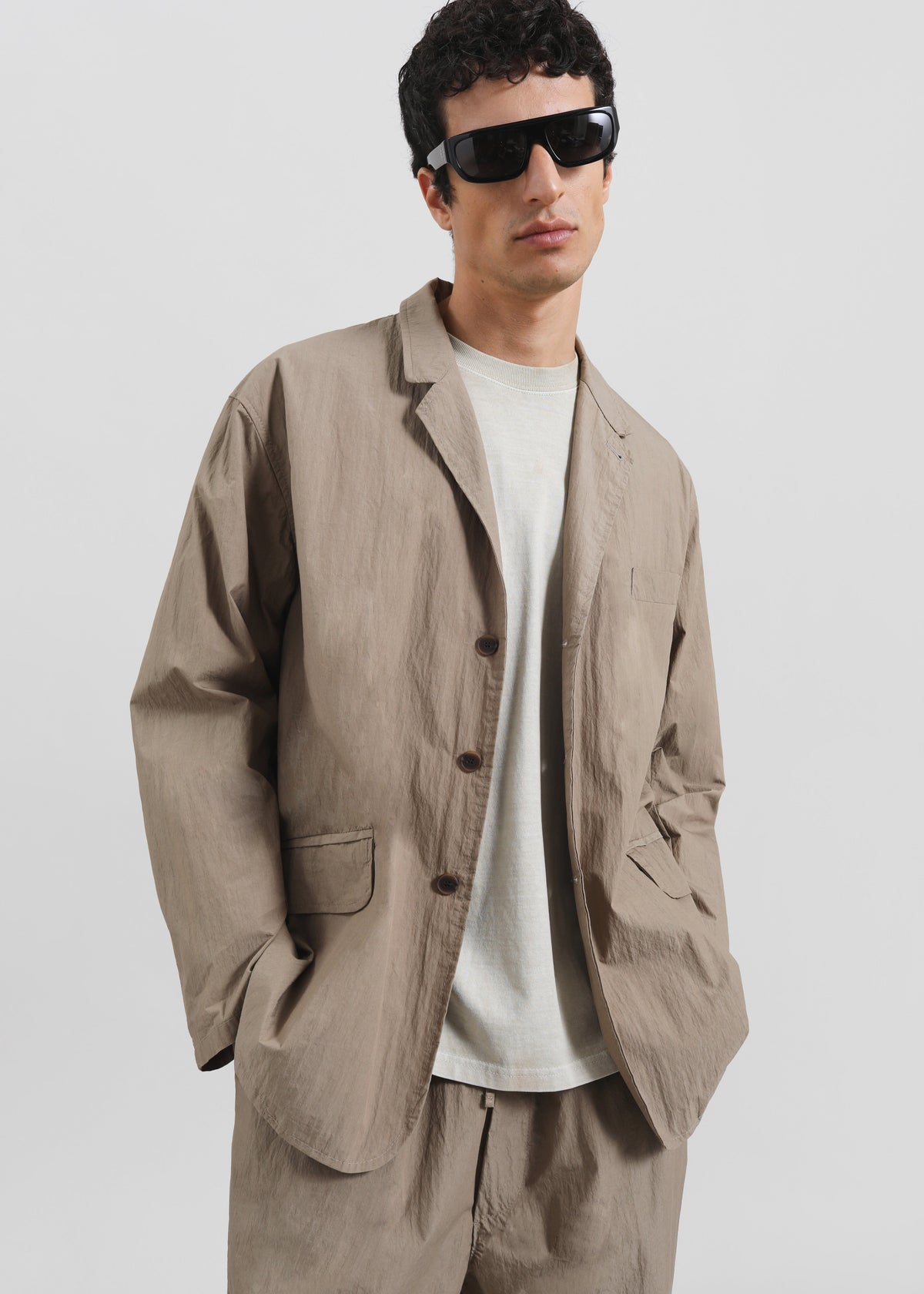 Ohio Crinkled Poplin Blazer - Taupe β view 6 of 13