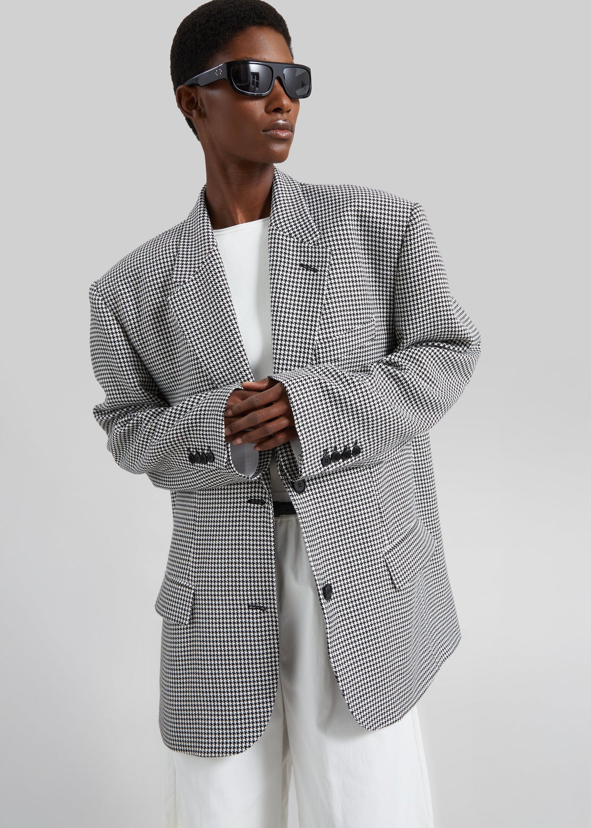 Olivella Oversized Padded Blazer - Black Houndstooth β view 7 of 10