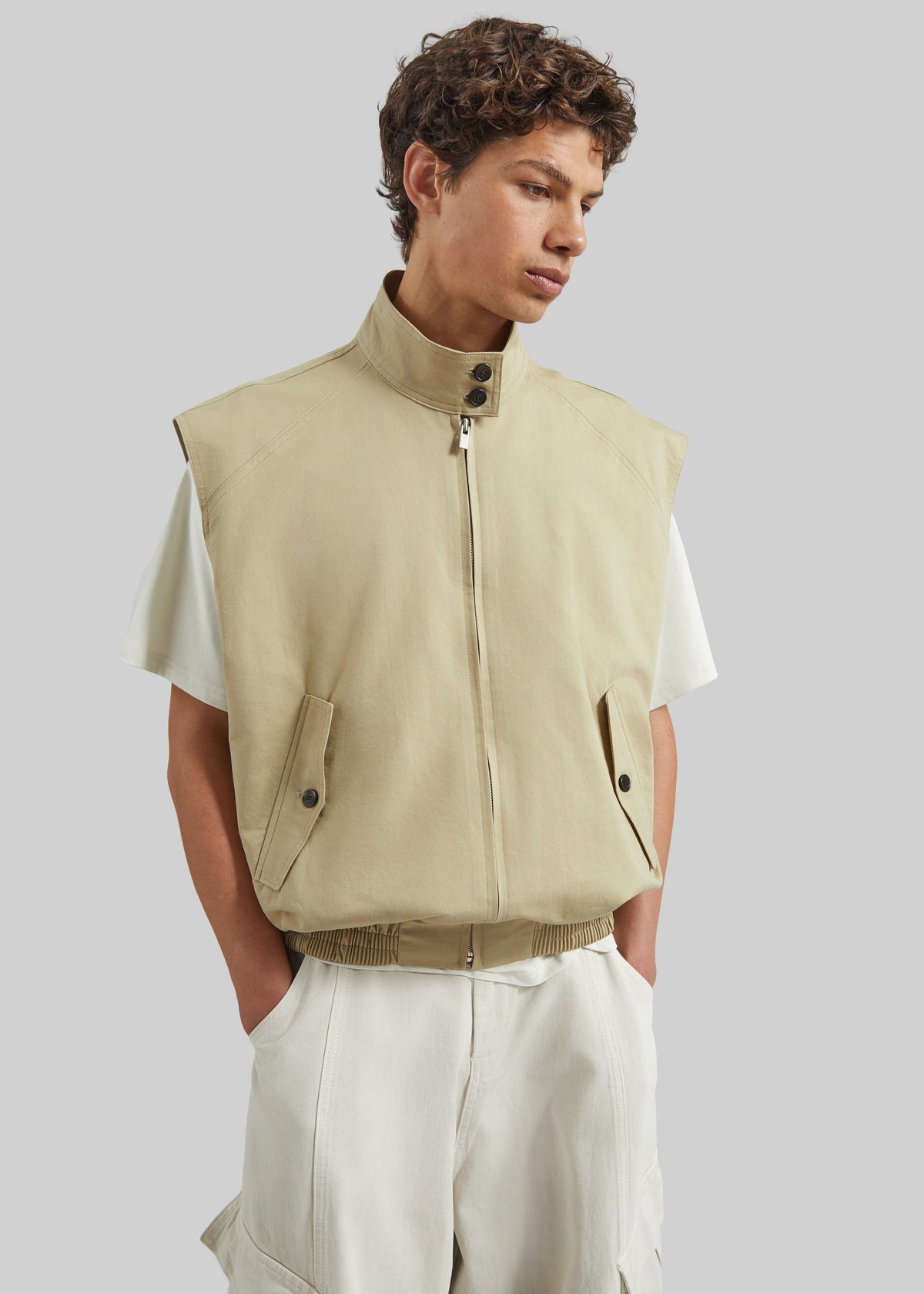 Oltrano Sleeveless Jacket - Beige β view 5 of 11