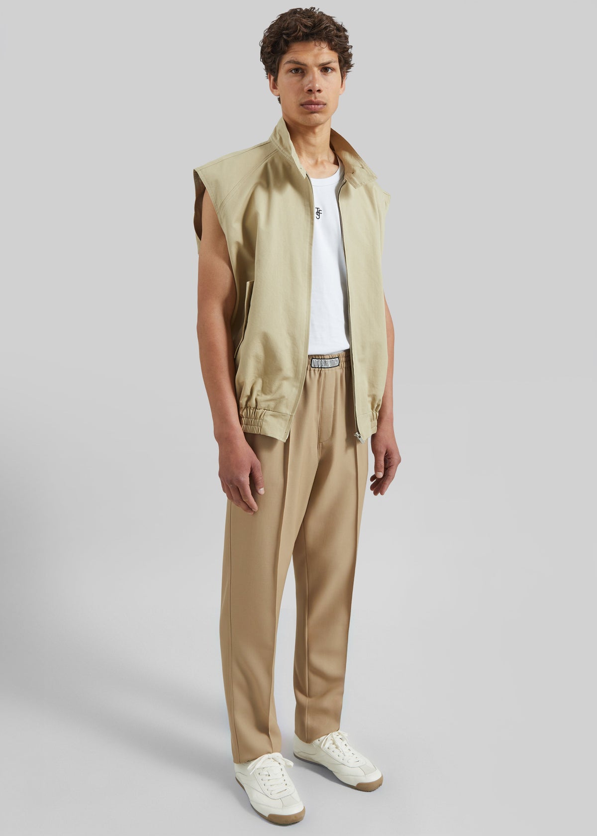 Oltrano Sleeveless Jacket - Beige β view 9 of 11