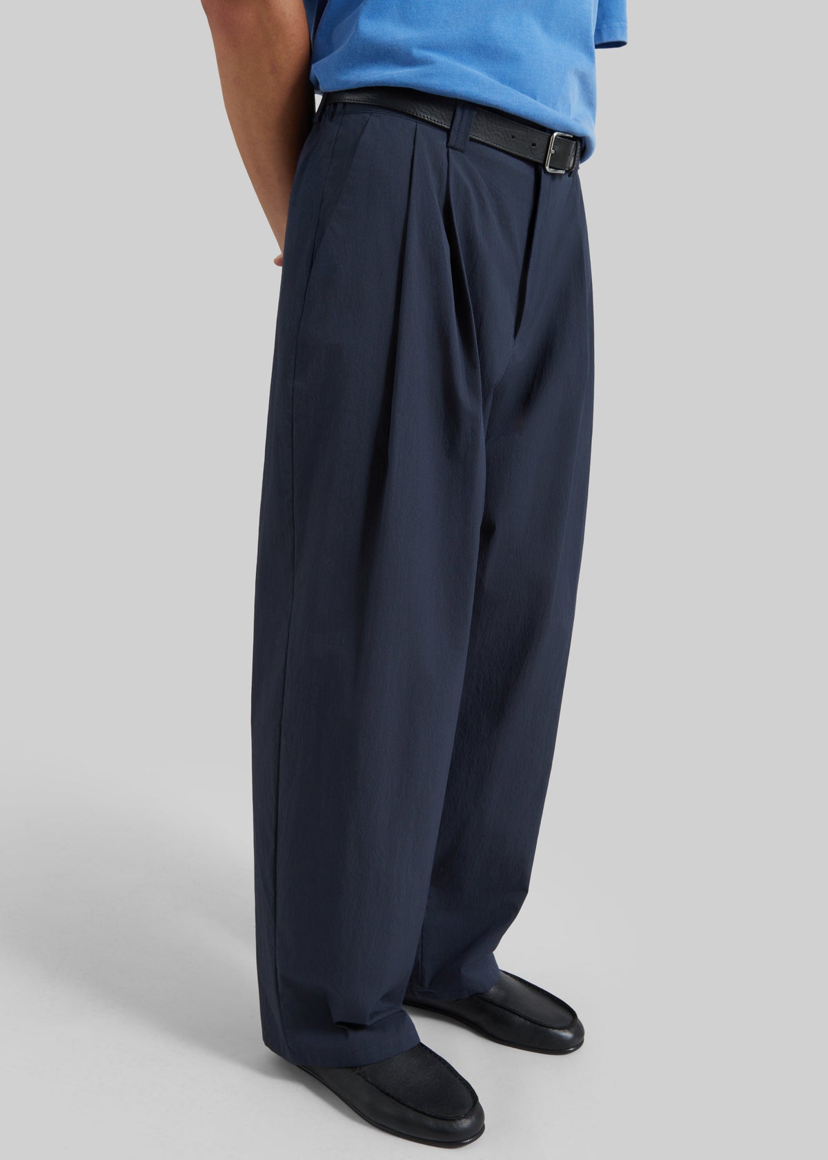 Osaka Pleated Pants - Navy β view 5 of 8