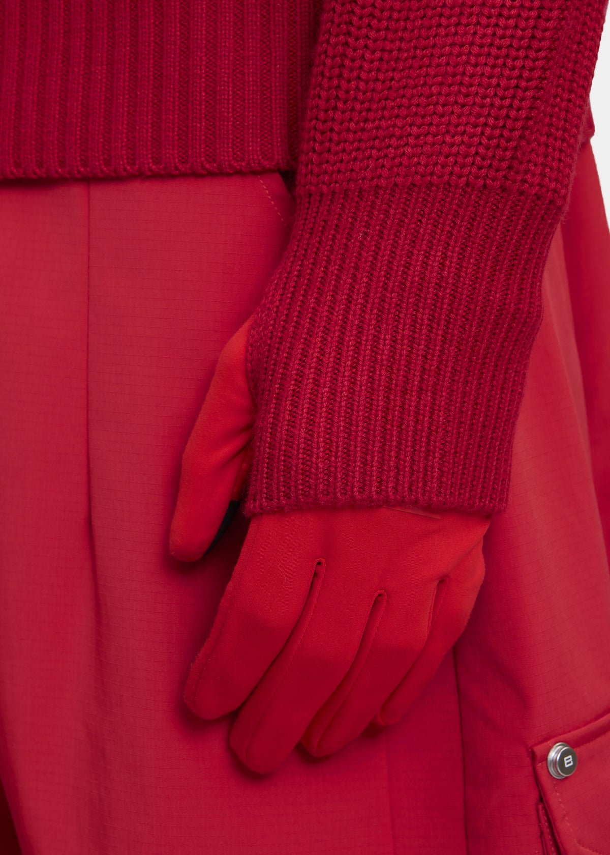 Pieces Uniques Emblem Pullover - Rouge β view 3 of 7