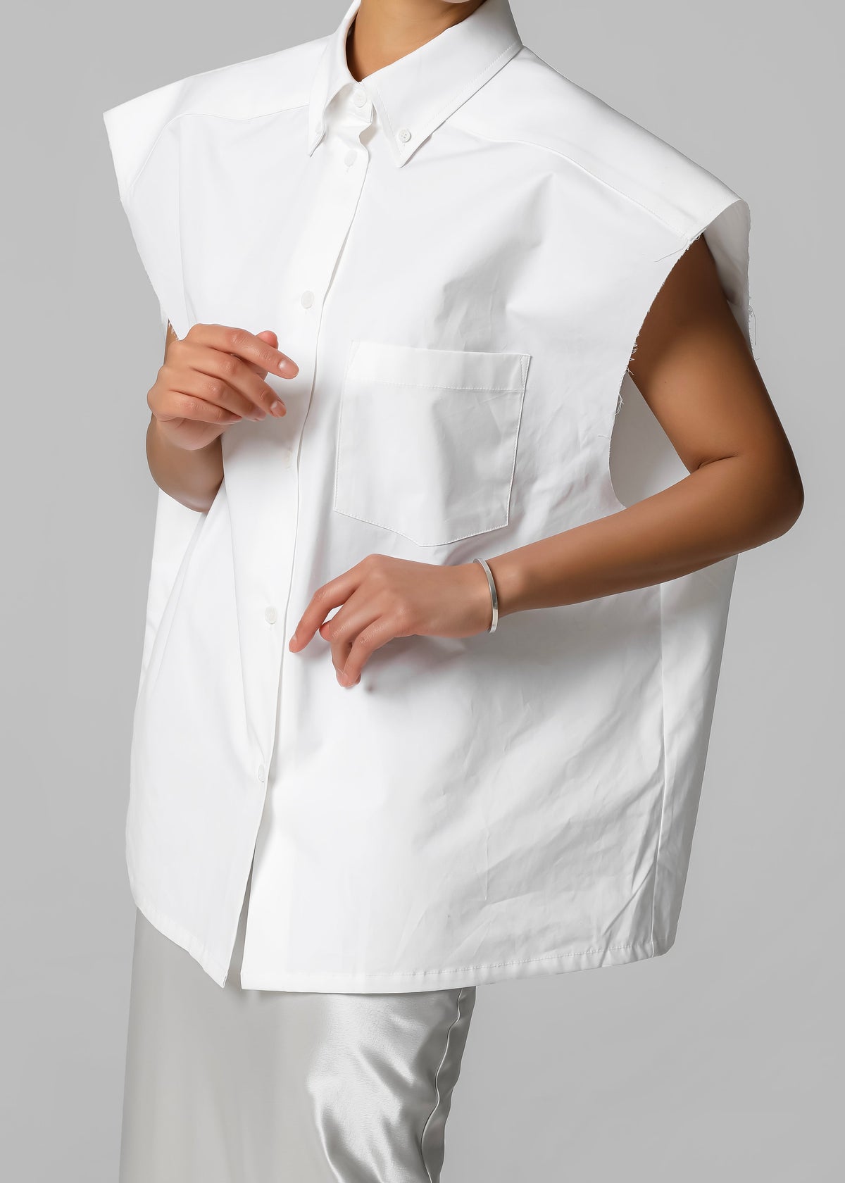 Rae Sleeveless Button Down Shirt - White β view 3 of 5