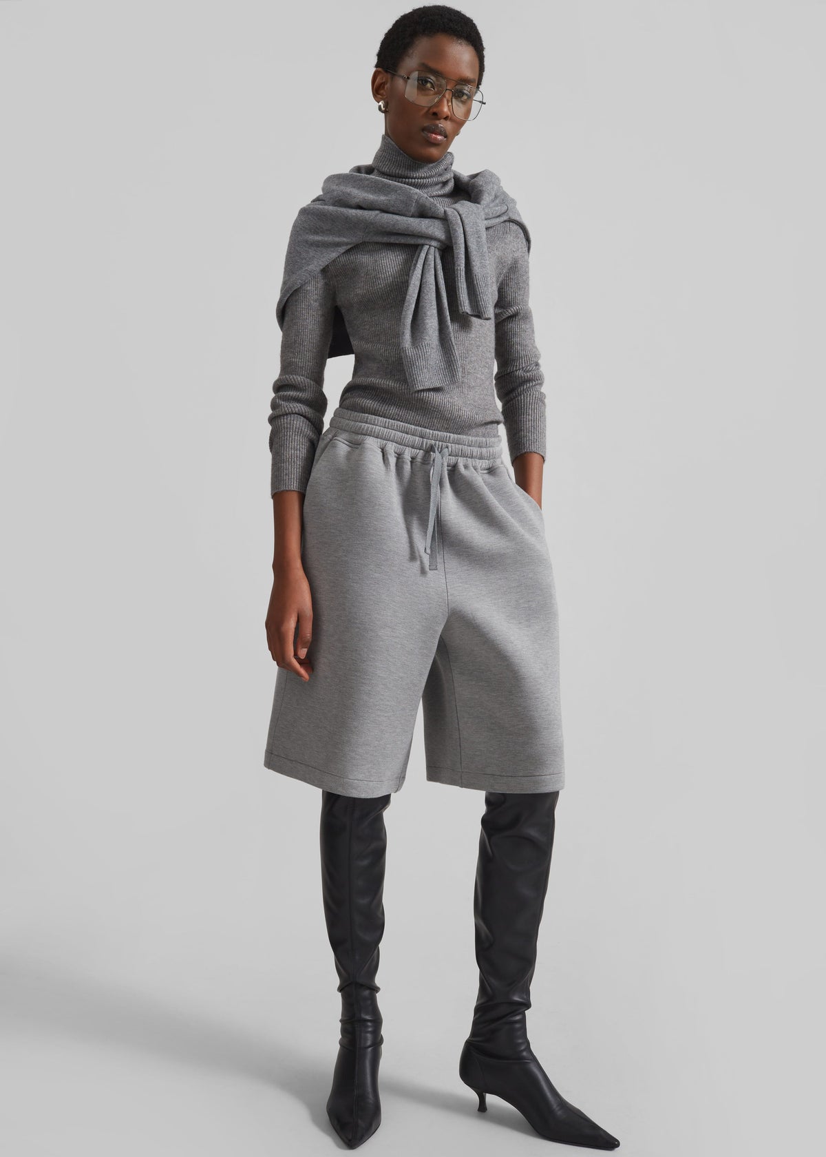 Rian Sweatshorts - Grey β view 6 of 9
