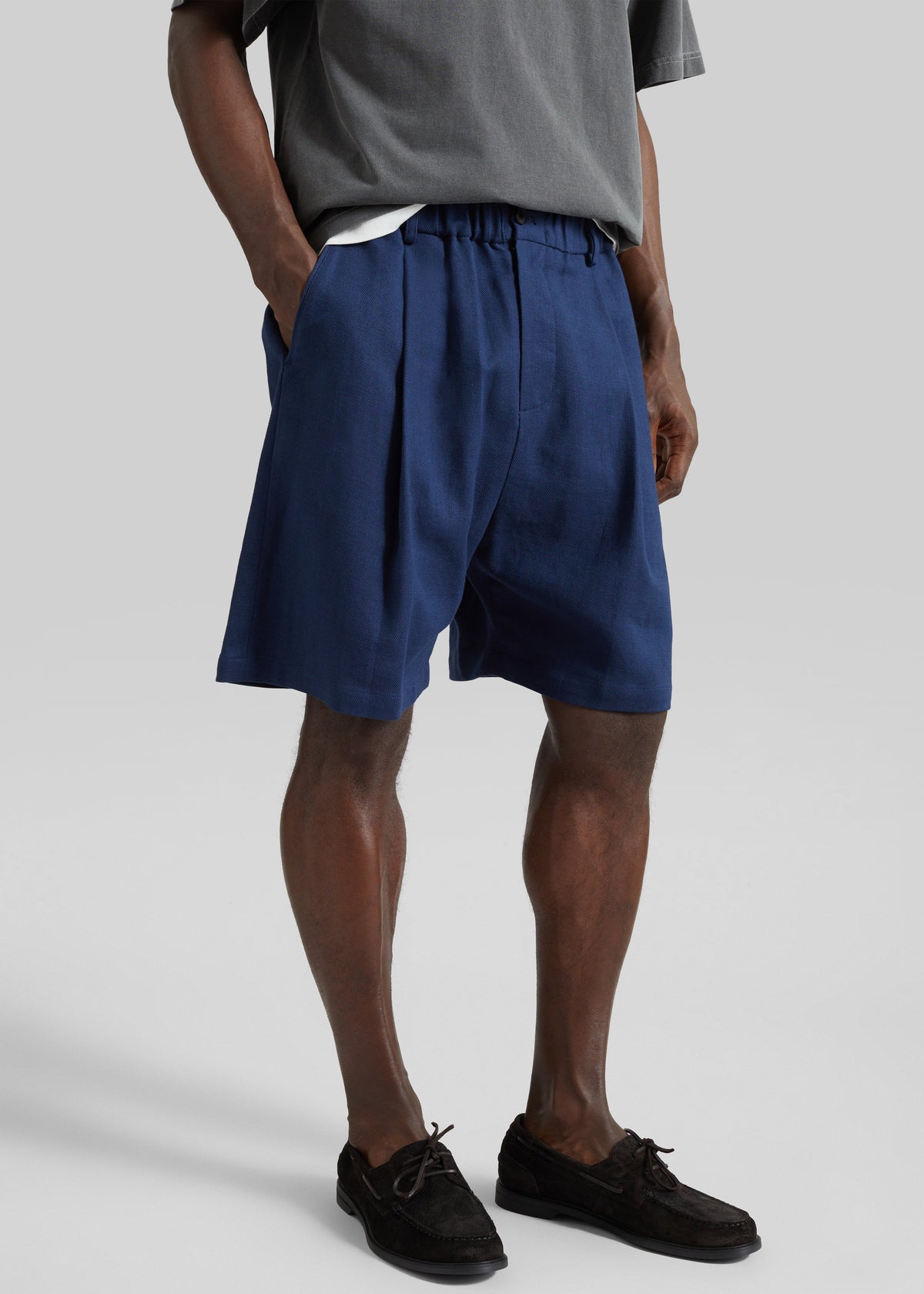 Sagres Linen Bermuda Shorts - Navy β view 4 of 9