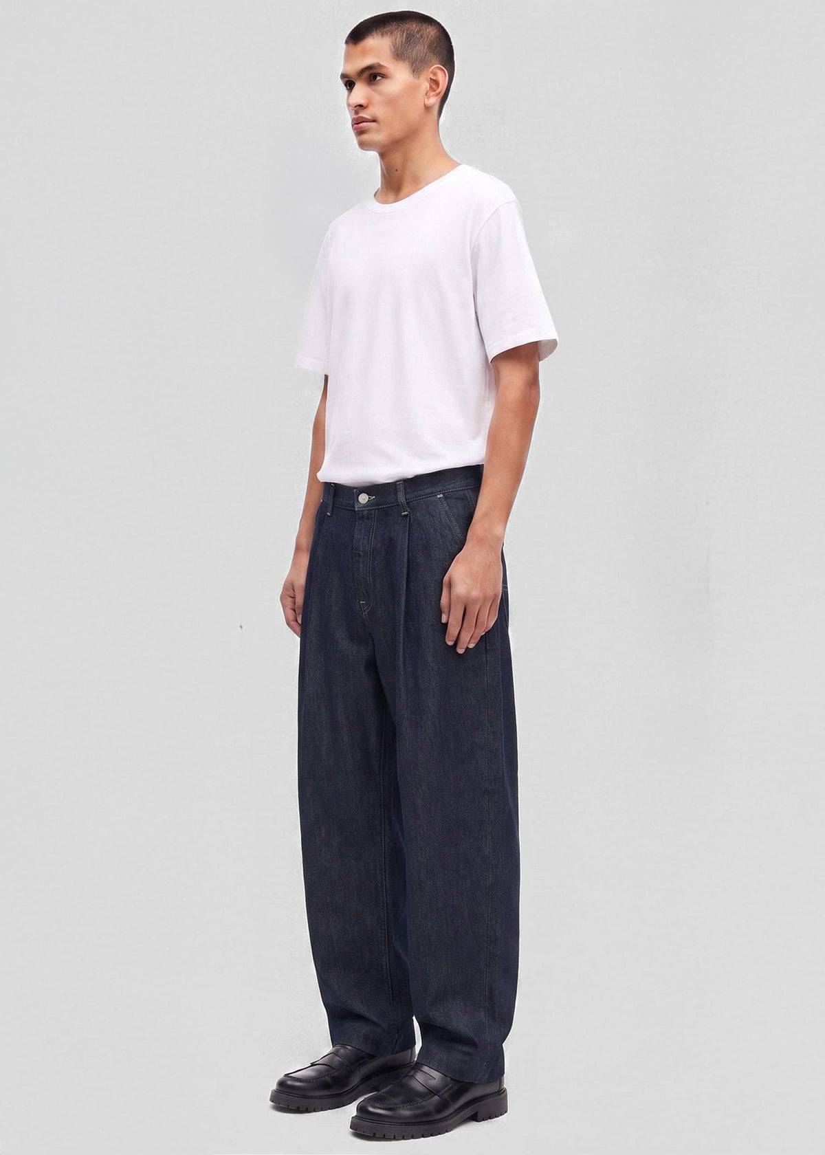 Samsøe Samsøe Saharper Pleat Jeans - Soft Denim – view 8 of 10