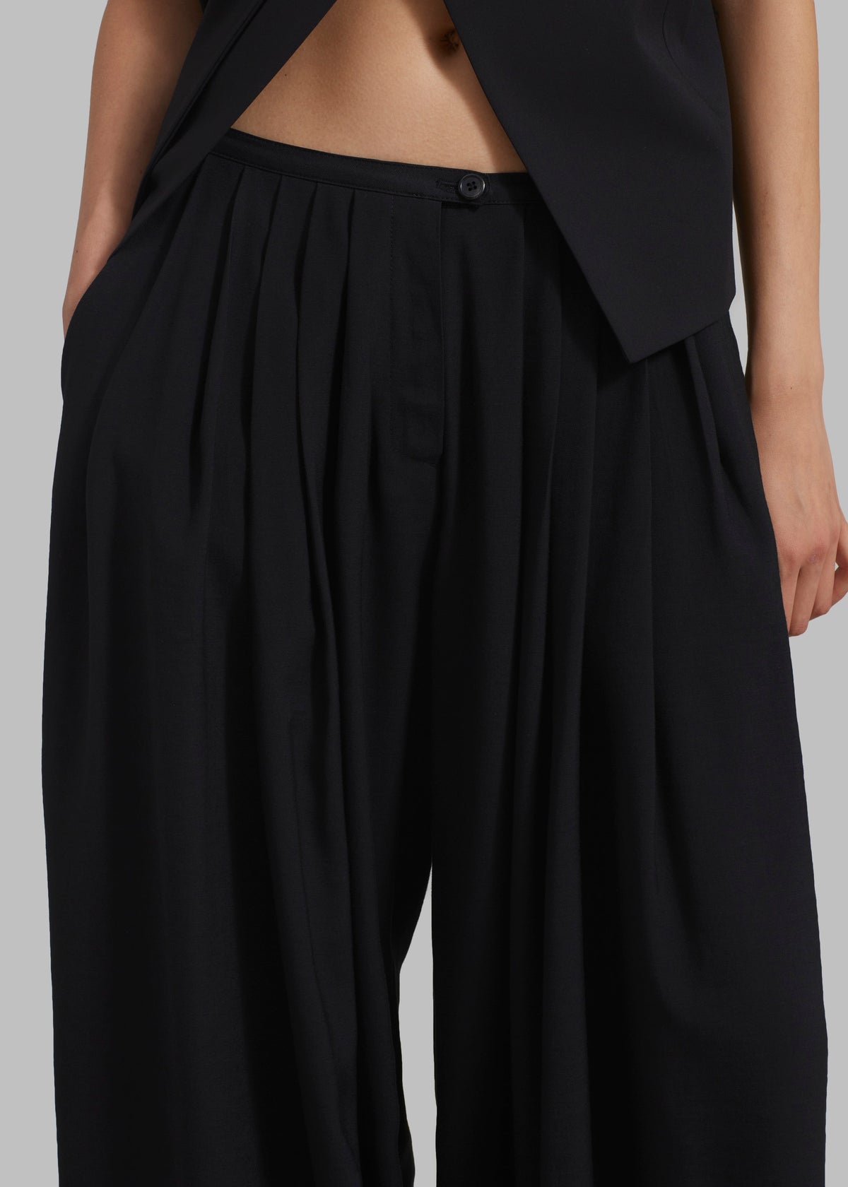 Sloane Wide Leg Trousers - Black β view 6 of 10