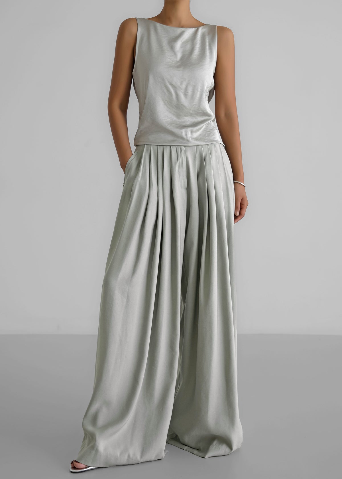 Sloane Wide Leg Trousers - Grey β view 6 of 14