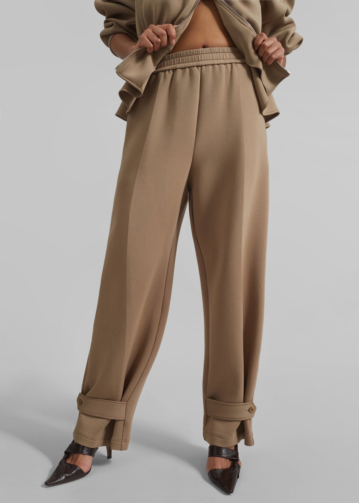 Sorelle Sweatpants - Camel β view 2 of 6