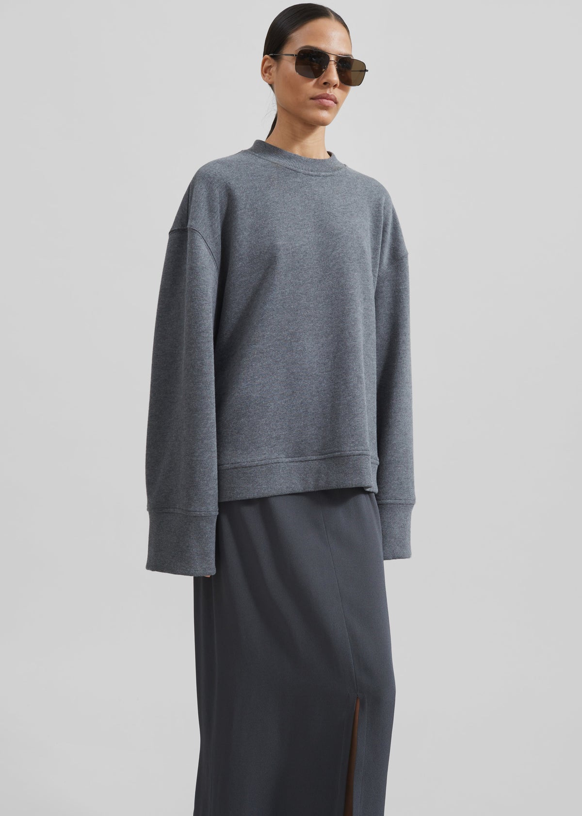 Talia Sweatshirt - Dark Grey – view 8 of 12
