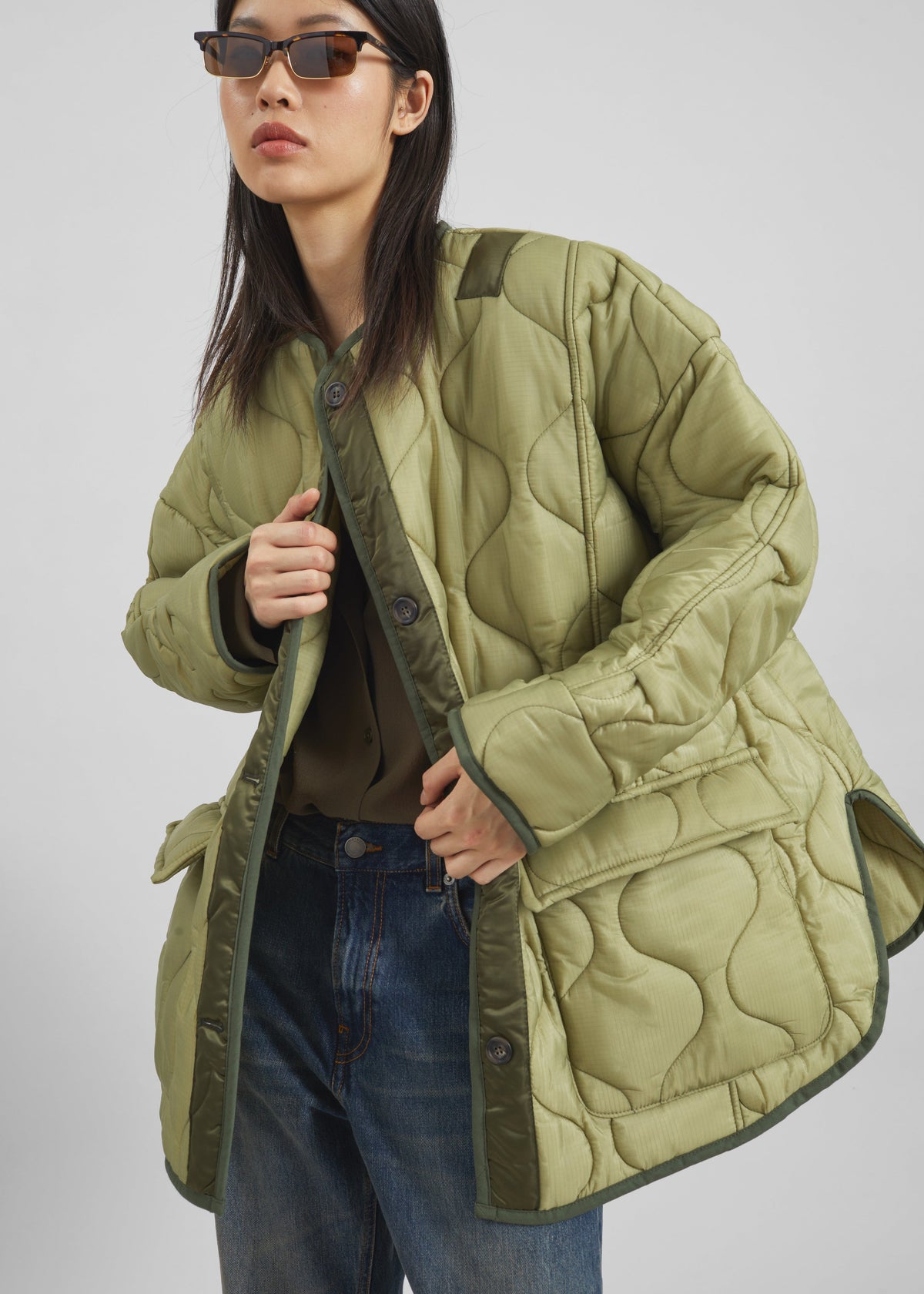 Teddy Quilted Jacket - Moss Green β view 2 of 11