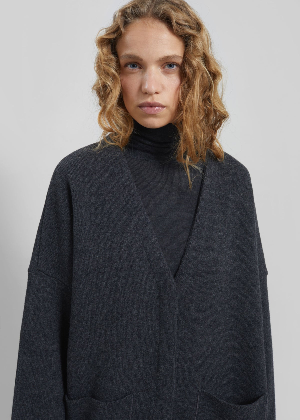 Tynset Oversized Cardigan - Charcoal β view 3 of 7