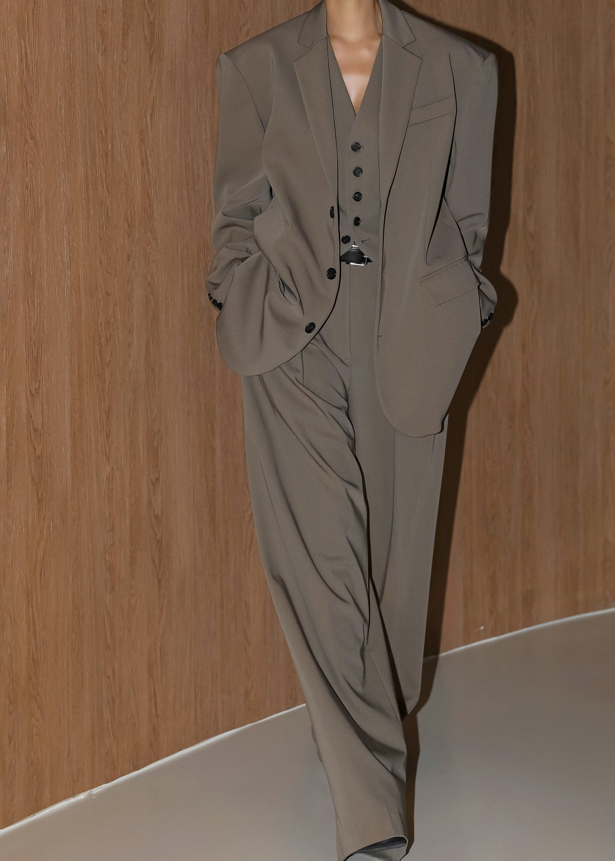 Tansy Oversized Blazer - Olive β view 10 of 18