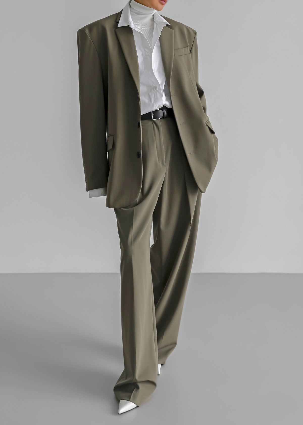 Tansy Oversized Blazer - Olive β view 1 of 18