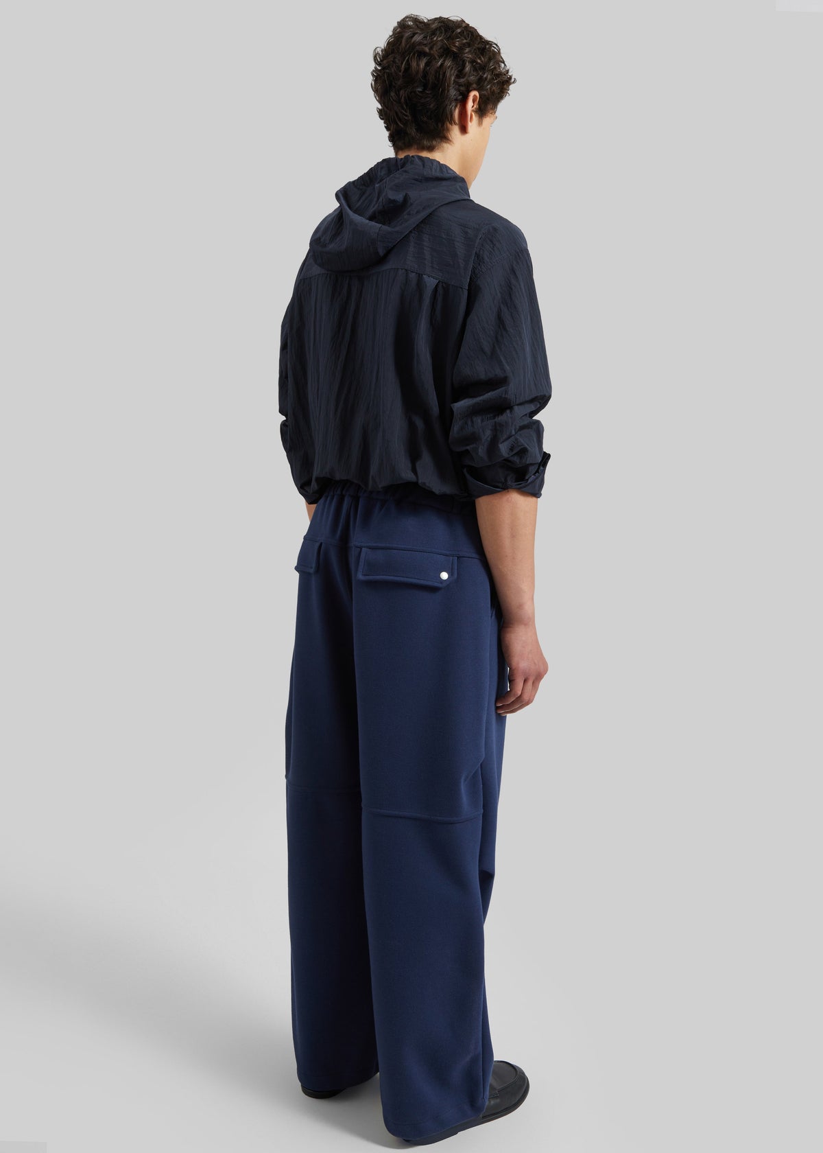 Vetigny Drawstring Pleated Sweatpants - Navy β view 5 of 6