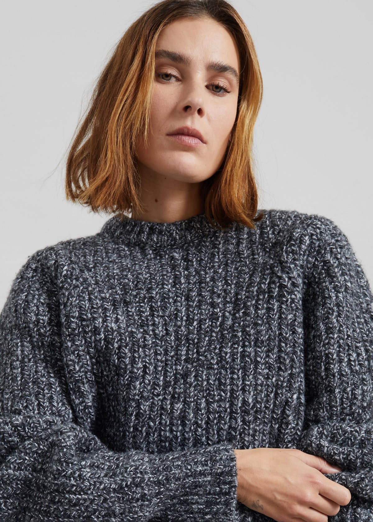 Vezia Chunky Knit Sweater - Dark Grey Melange β view 4 of 8