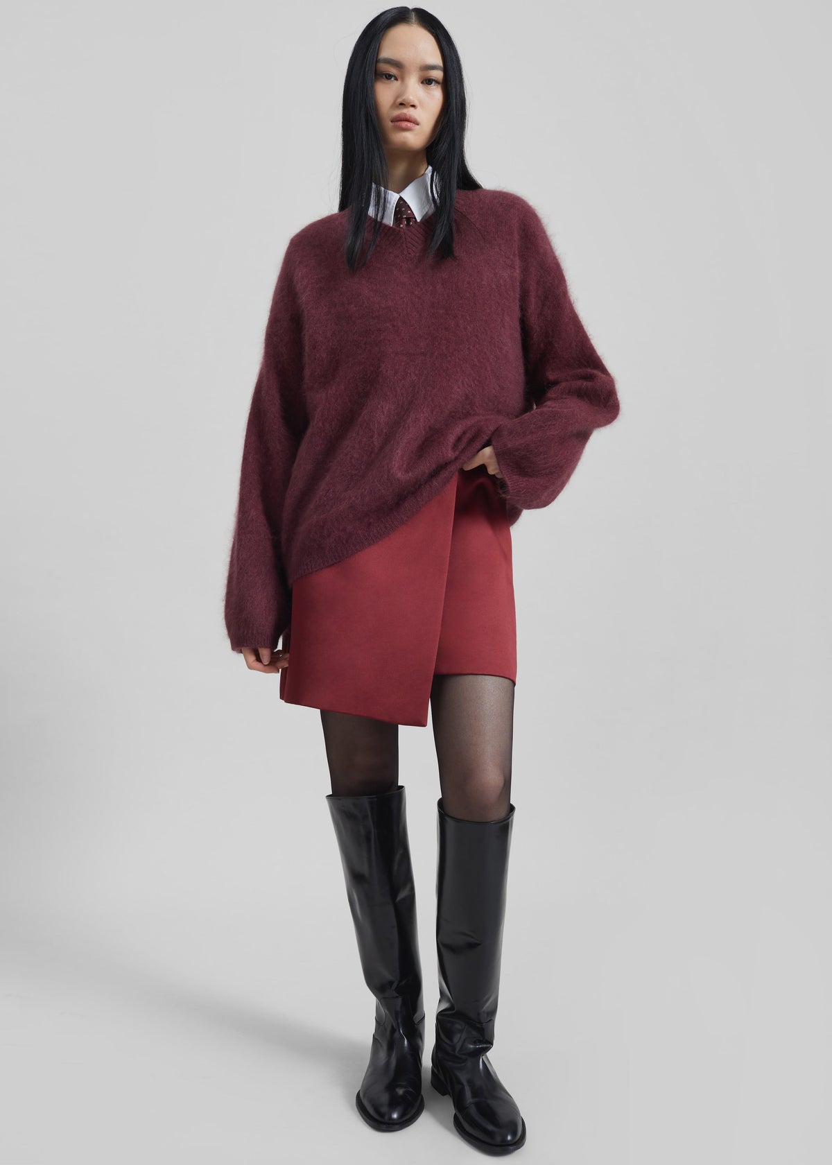 Vilhena Wool Fuzzy V-Neck Sweater - Burgundy β view 5 of 13
