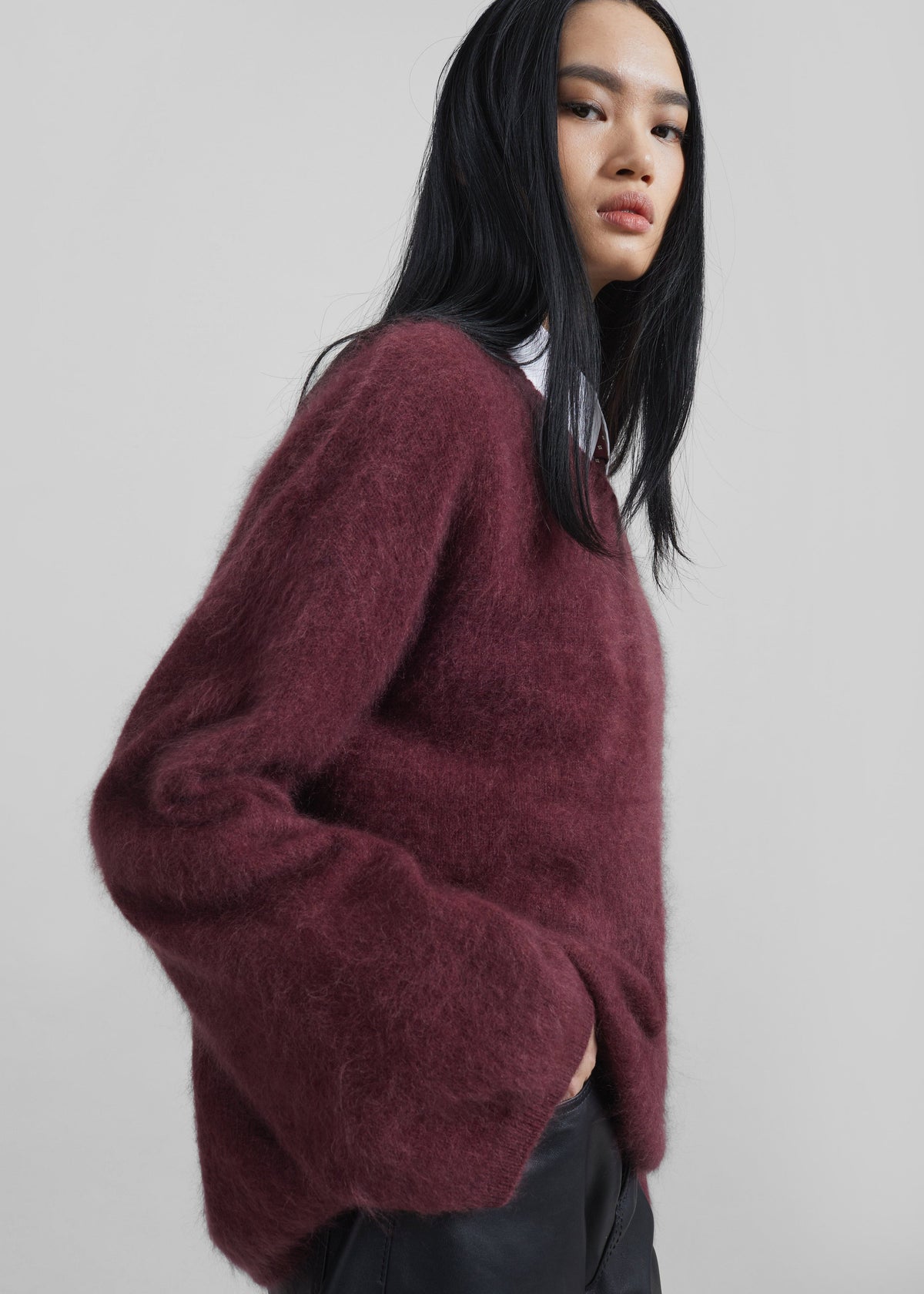 Vilhena Wool Fuzzy V-Neck Sweater - Burgundy β view 4 of 13