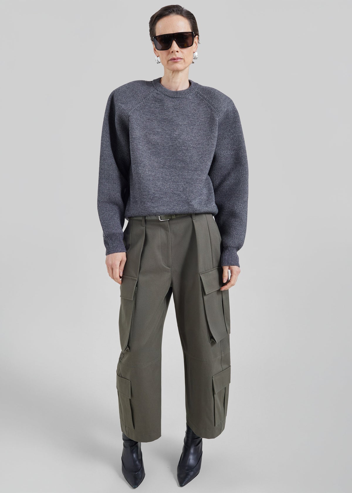 Villeron Cropped Cargo Pants - Dark Olive β view 2 of 10