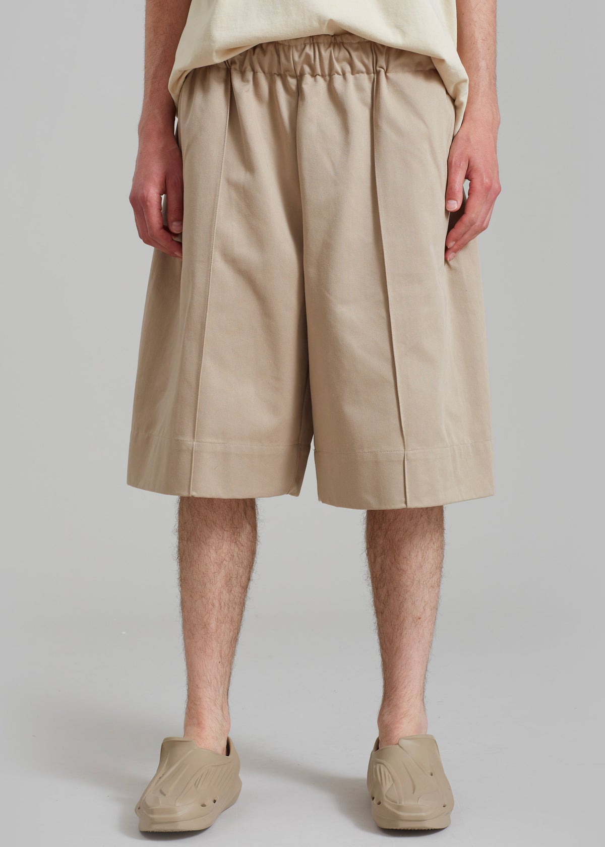 Adan Bermuda Shorts - Beige – view 4 of 9