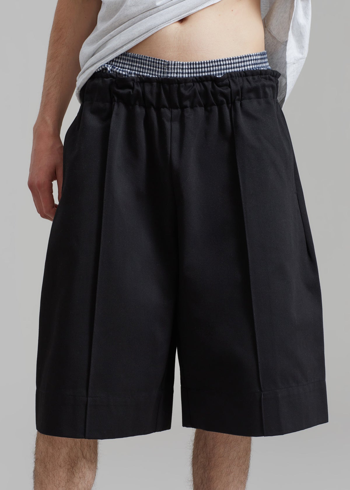 Adan Bermuda Shorts - Black – view 3 of 10