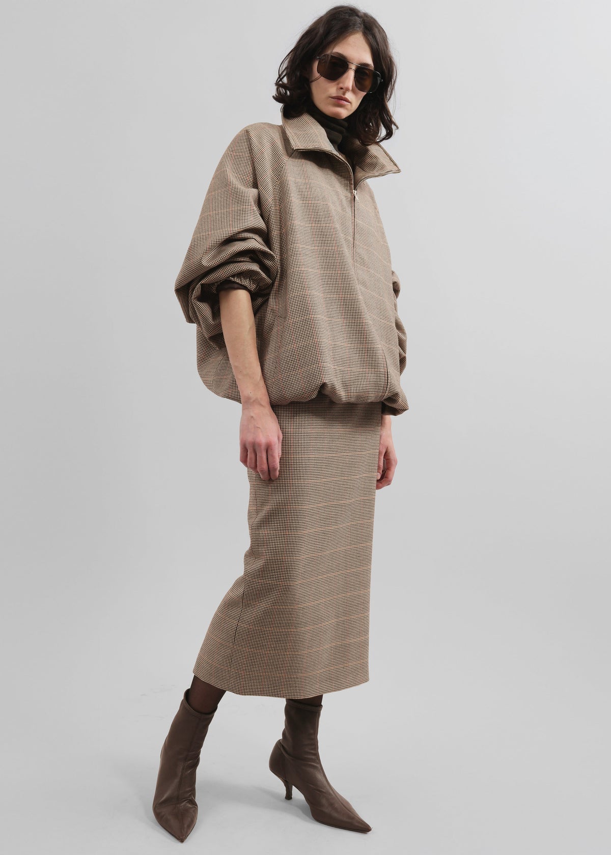 Alrose Houndstooth Midi Skirt - Beige – view 9 of 10