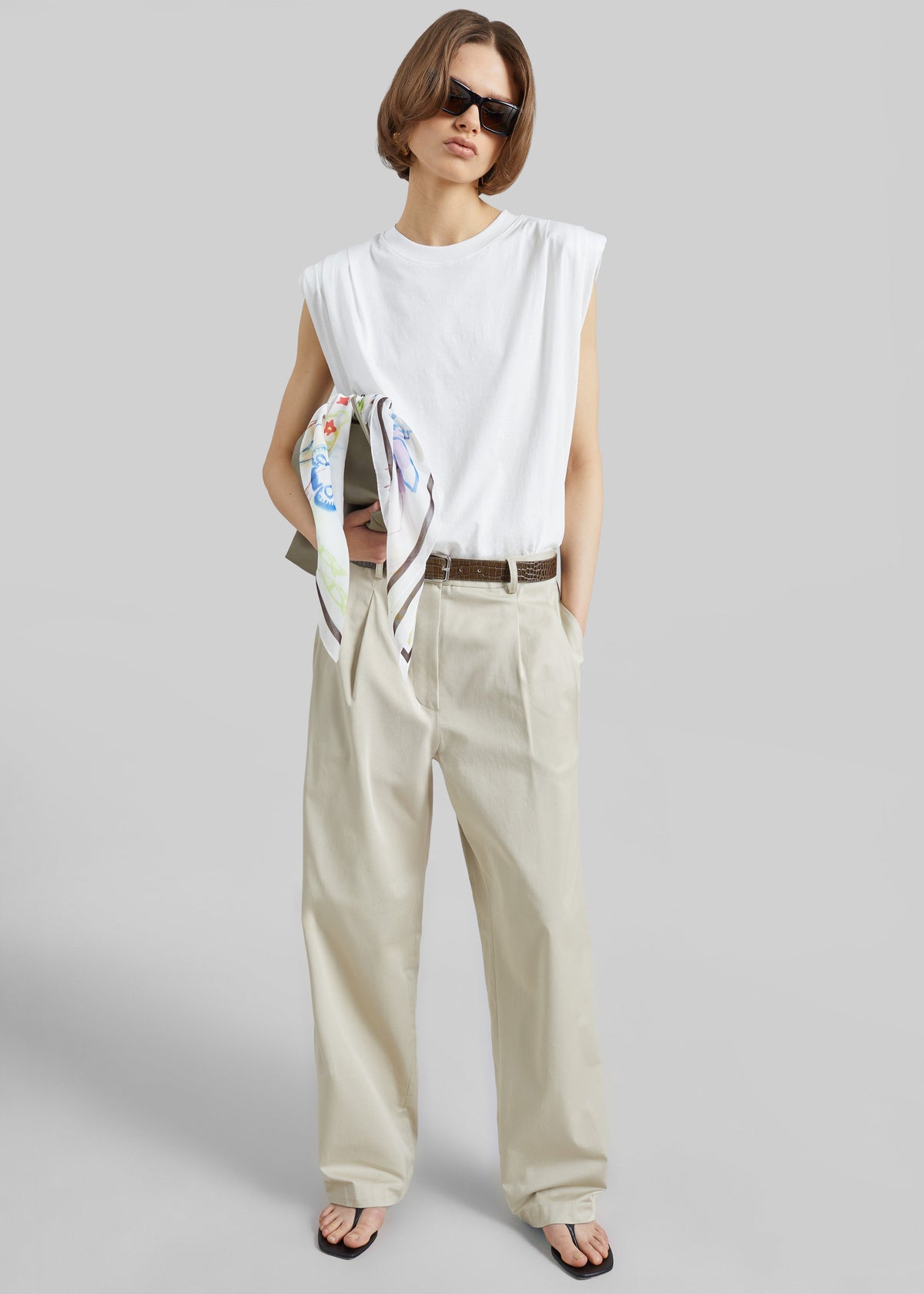 Alvor Padded Balloon Top - White – view 2 of 9