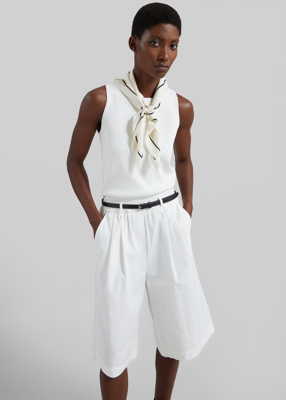 Arvert Bermuda Shorts - White – view 7 of 9