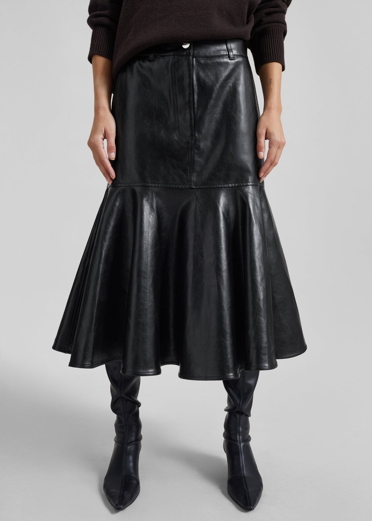 Arvika Faux Leather Mermaid Skirt - Black – view 6 of 9