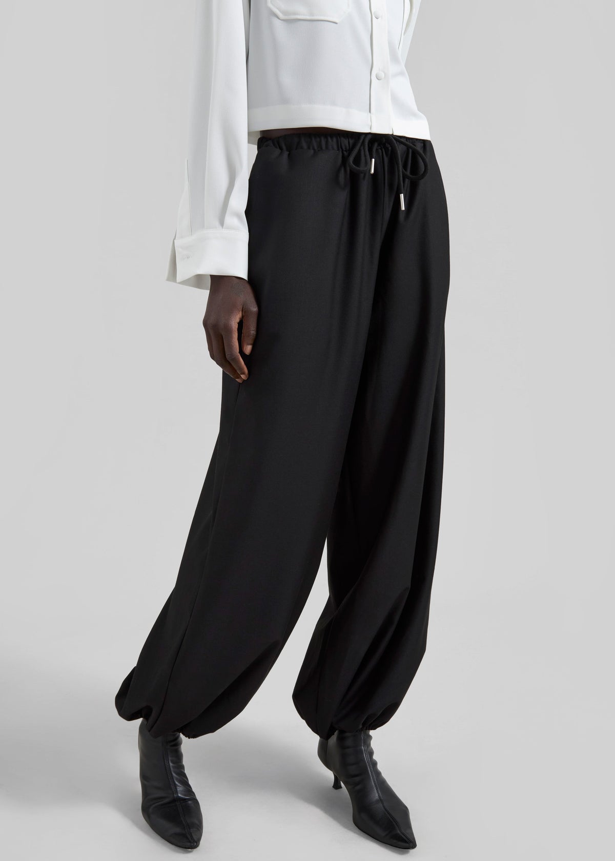 Aubray Balloon Pants - Black – view 5 of 7