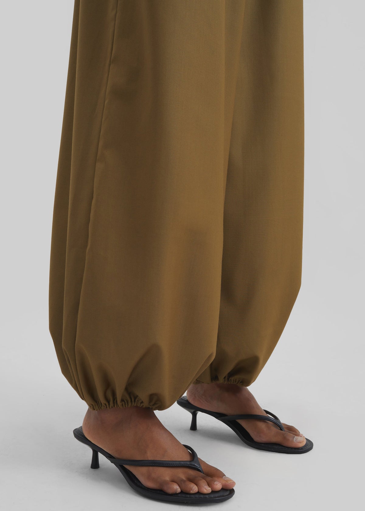 Aubray Balloon Pants - Olive Brown – view 4 of 11