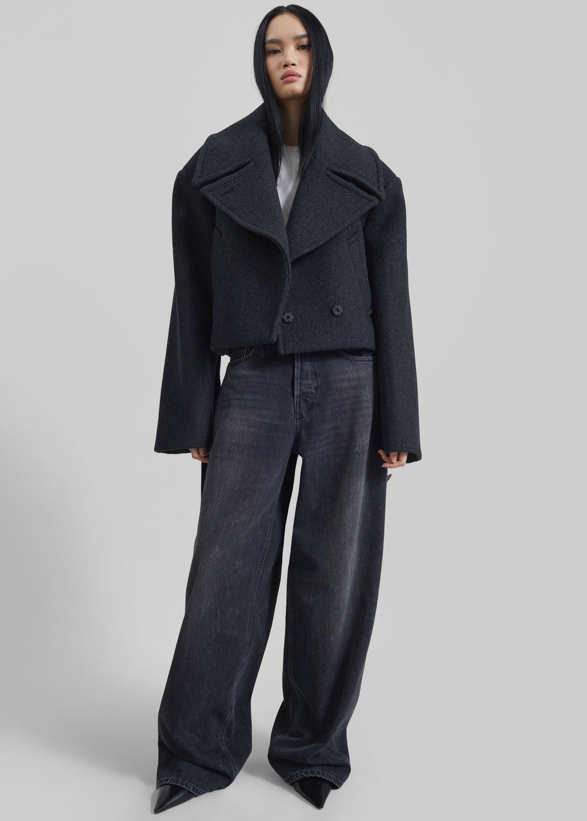 Aumale Cropped Wool Peacoat - Charcoal – view 4 of 11
