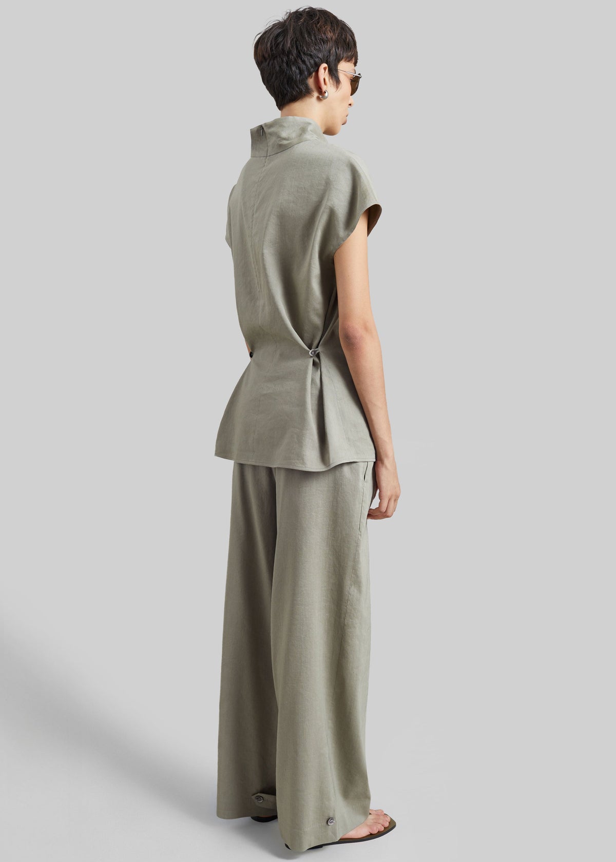 Auray Adjustable Back Top - Olive – view 5 of 6
