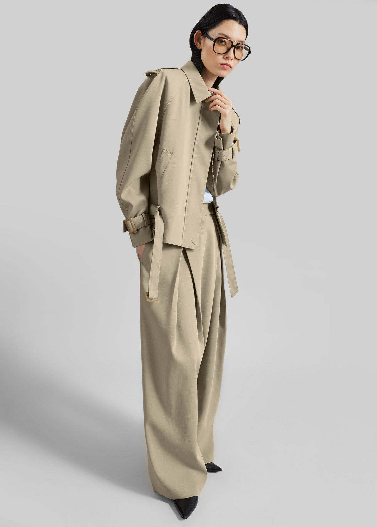 Avray Pleated Trousers - Beige – view 6 of 11