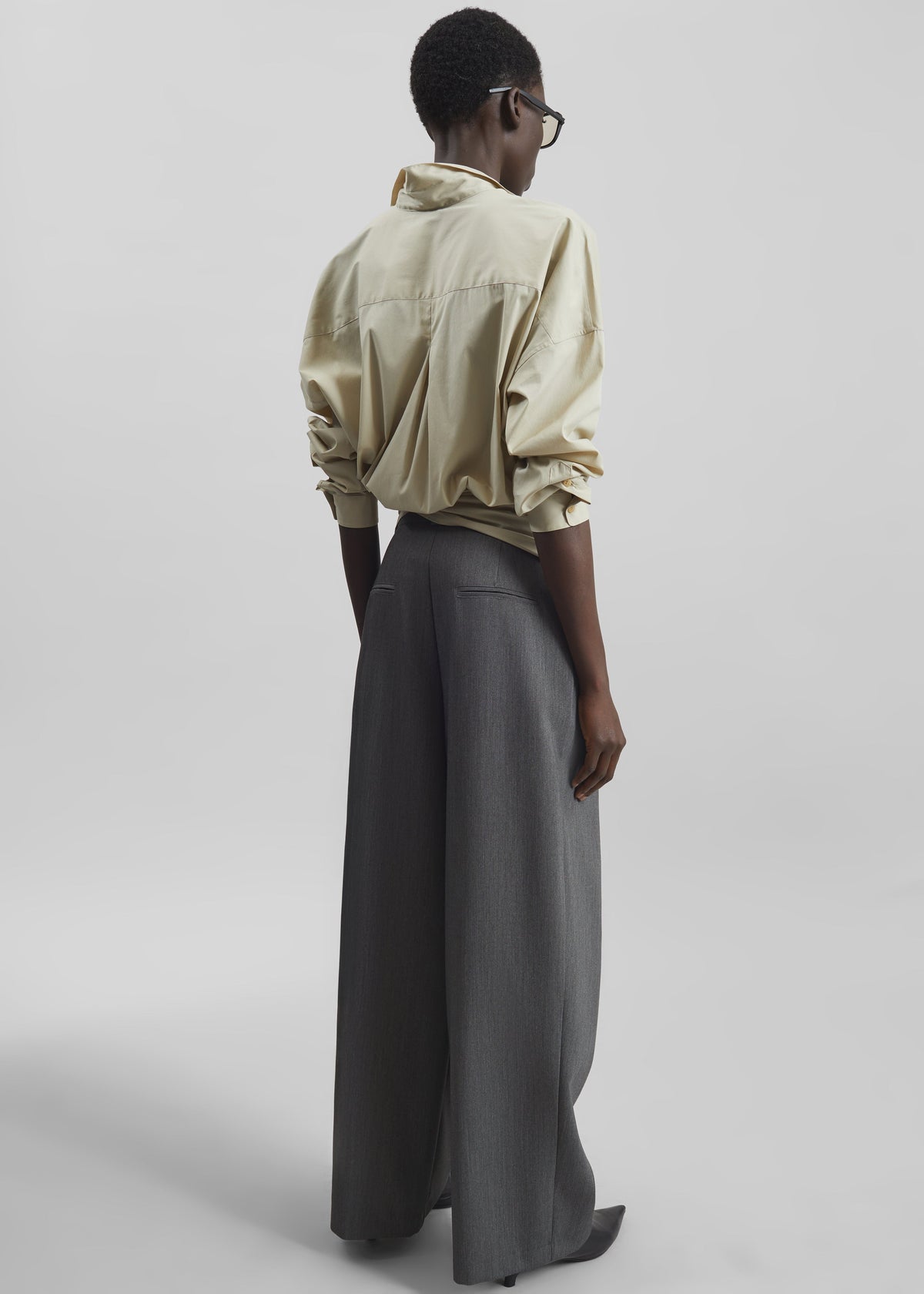 Avray Pleated Trousers - Grey – view 6 of 7