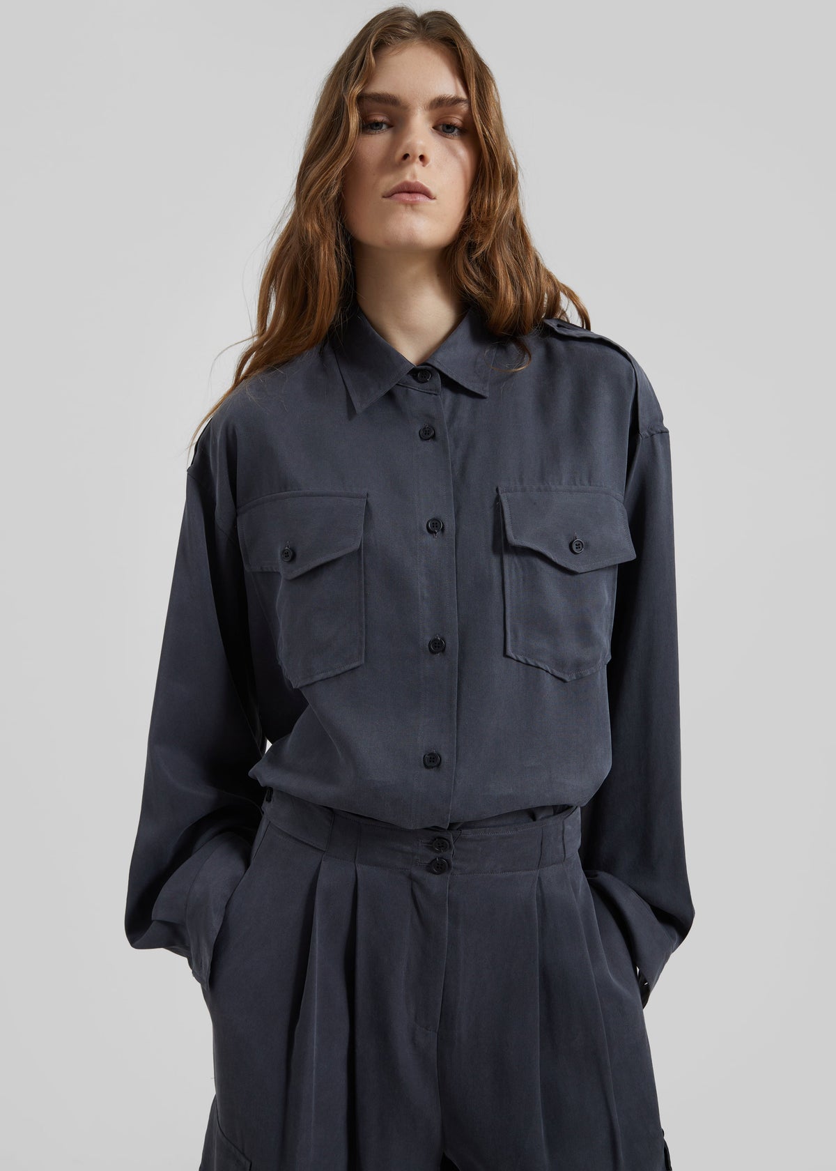 Balsta Cargo Shirt - Dark Grey – view 1 of 9