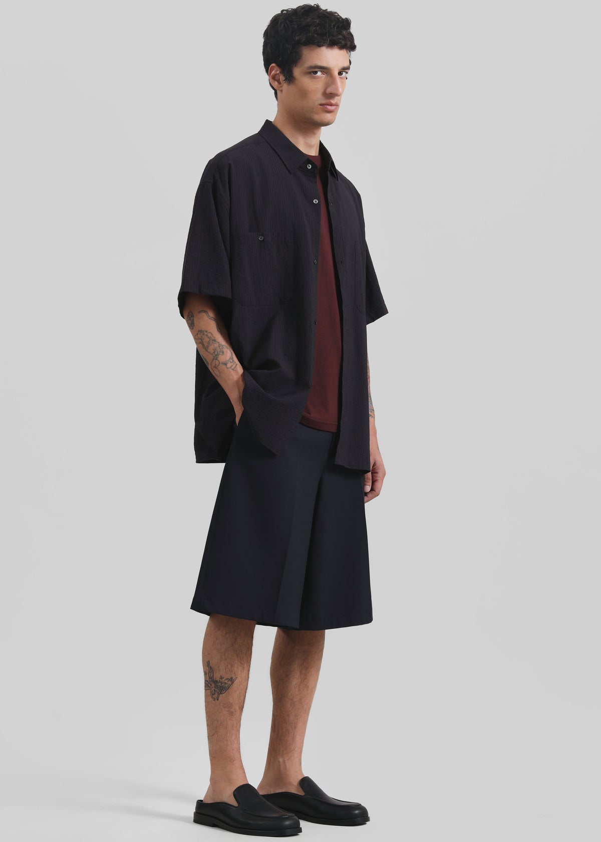 Belgrave Bermuda Shorts - Navy – view 3 of 12