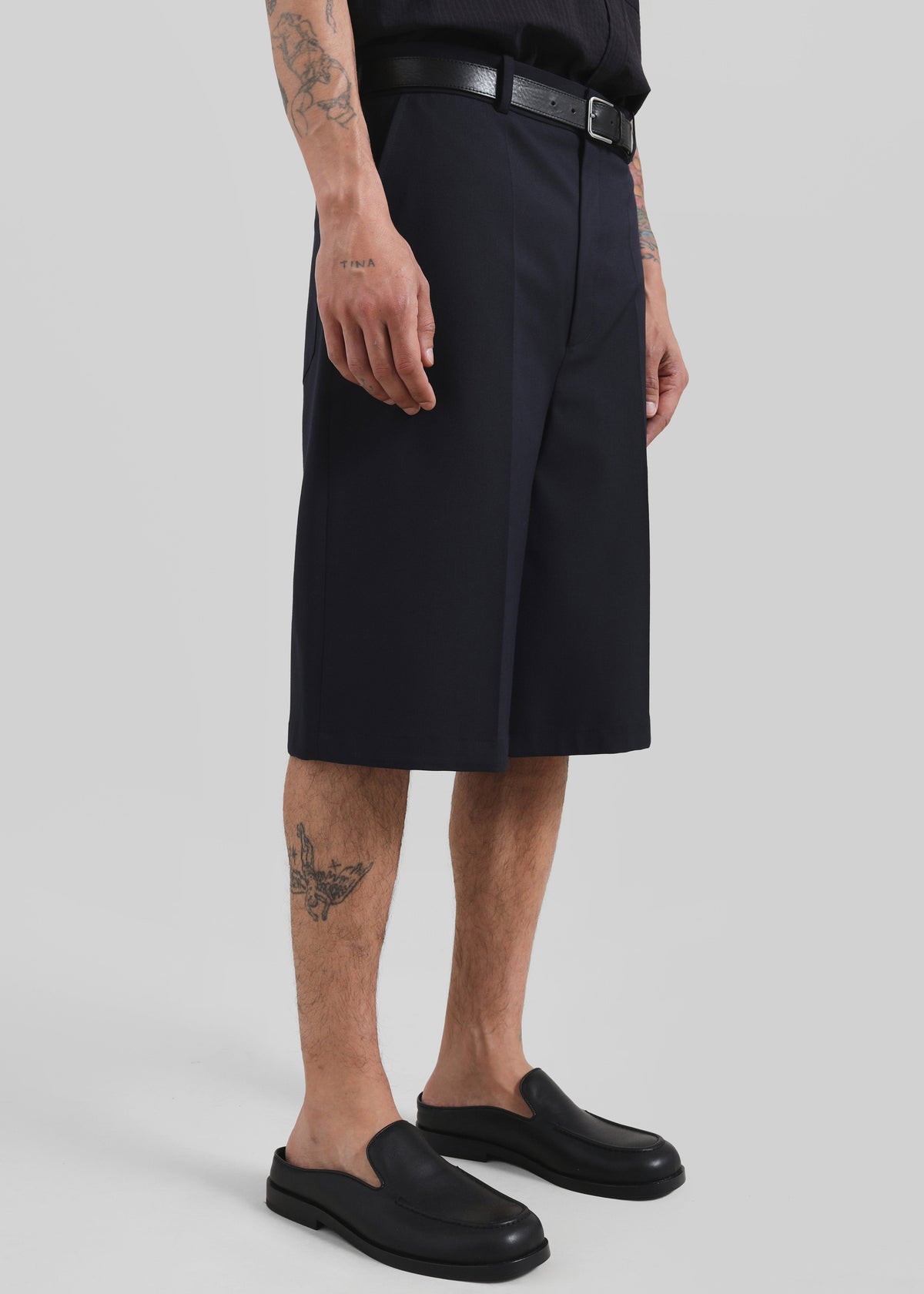 Belgrave Bermuda Shorts - Navy – view 4 of 12