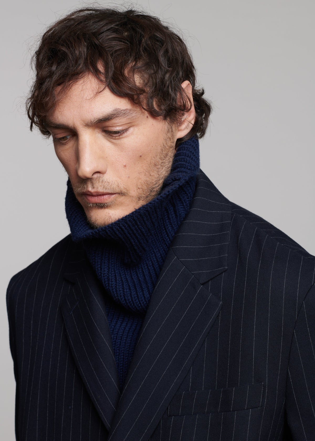 Beo Blazer - Navy/White Pinstripe – view 4 of 10