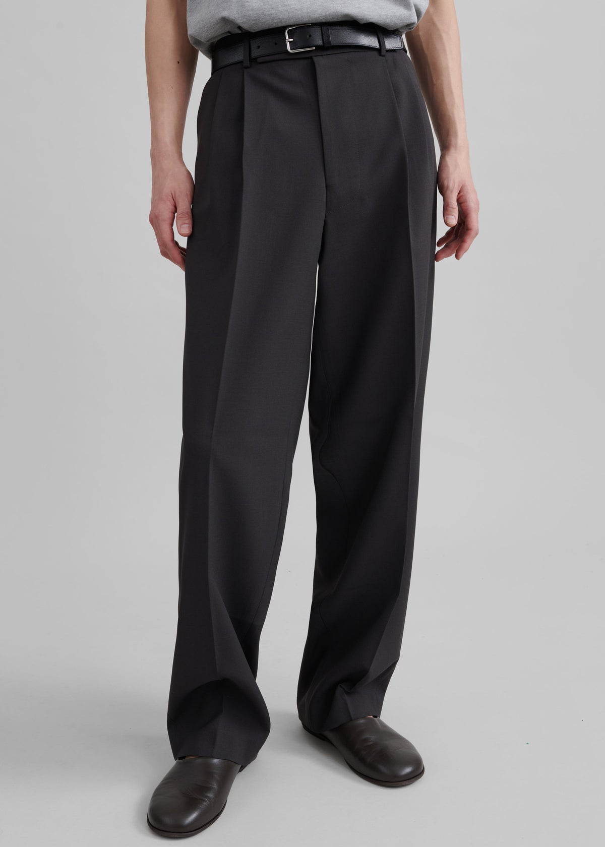 Beo Suit Pants - Dark Grey – view 2 of 9