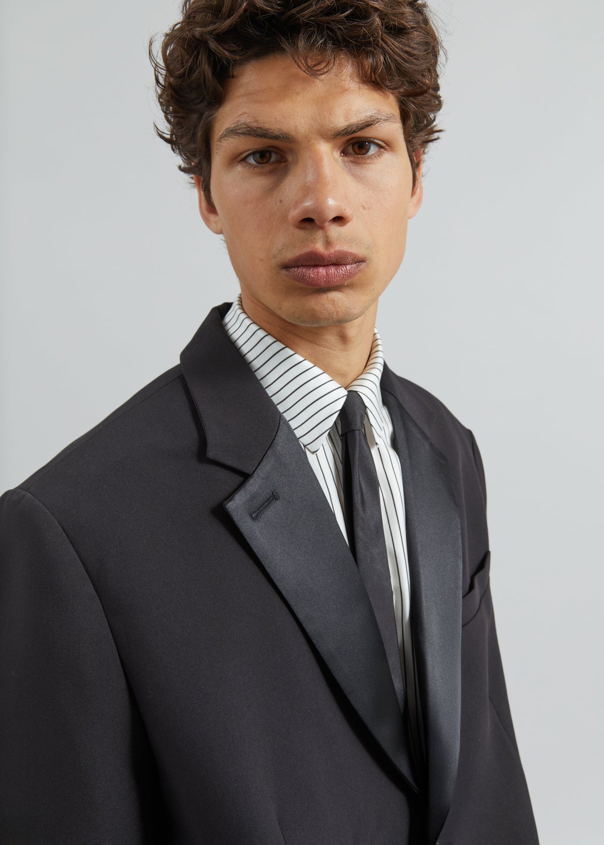 Beo Tuxedo Jacket - Black – view 2 of 8