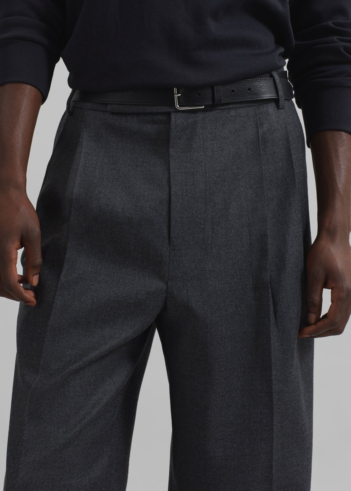 Beo Wool Flannel Suit Pants - Charcoal – view 2 of 9