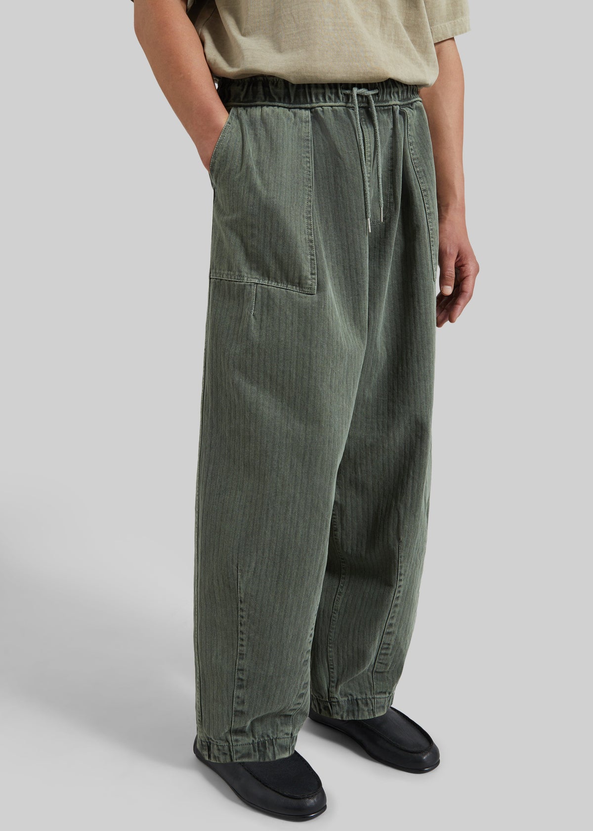 Bernay Herringbone Balloon Pants - Pale Olive – view 5 of 9