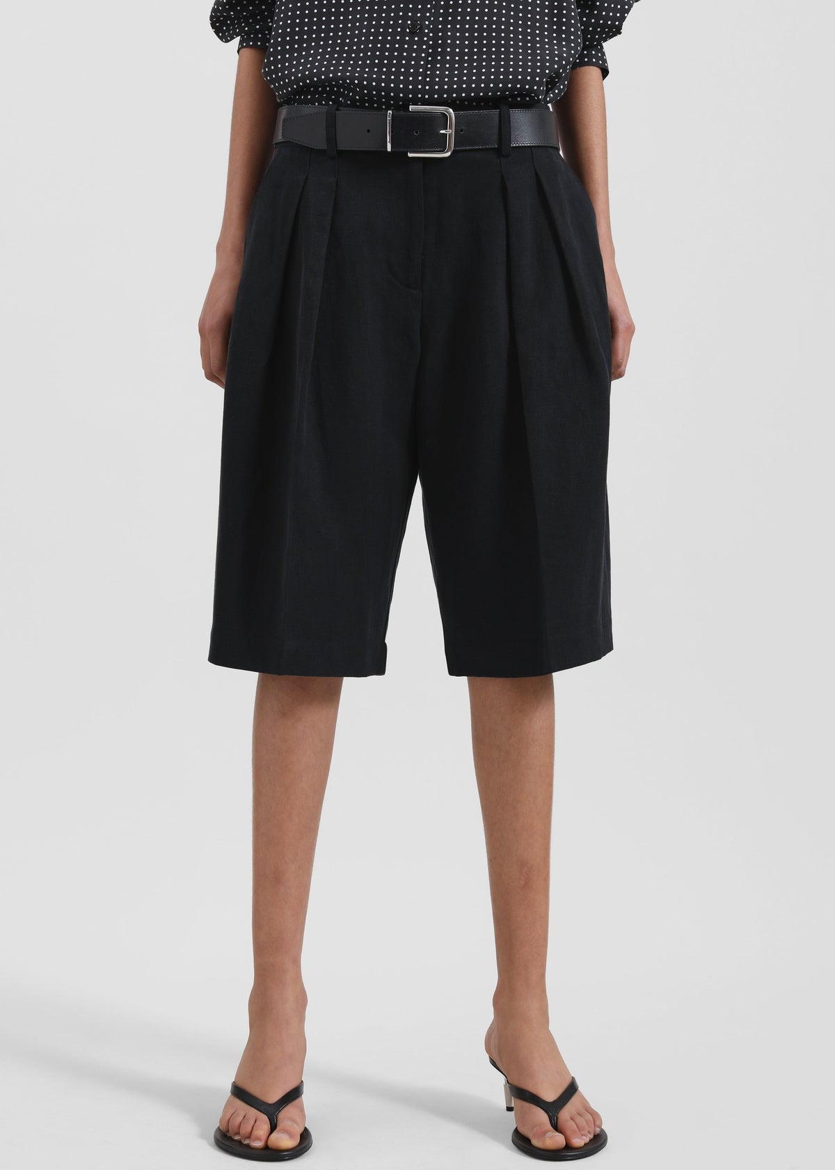 Bilbao Pleated Linen Bermuda Shorts - Black – view 3 of 6